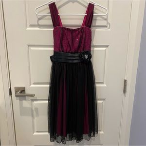 Formal Black and Pink Dress with Sequins and Flower Detail Tie Kids Girls Size 8